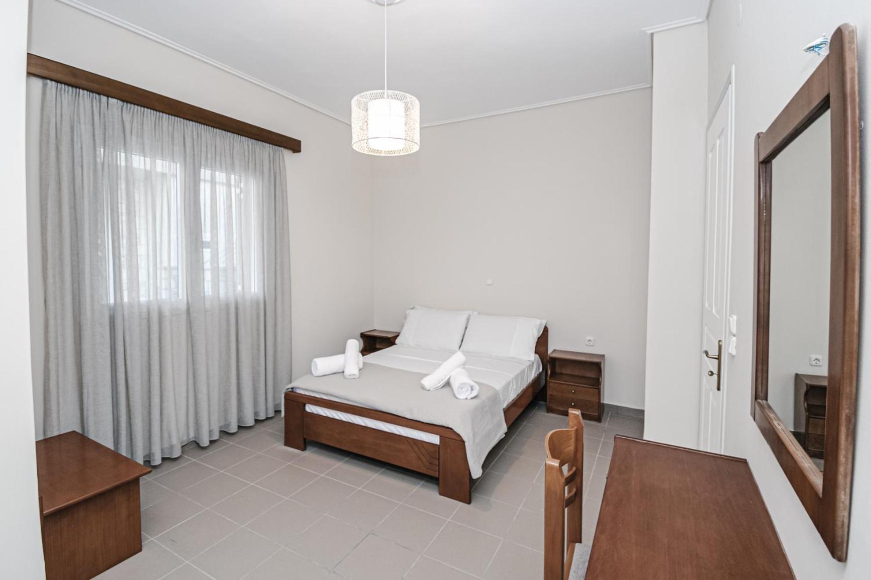 Terra Helios Suites & Studios Kyparissia Værelse billede